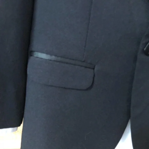 Tuxedo jacket black with white dress shirt size 4 Nautica